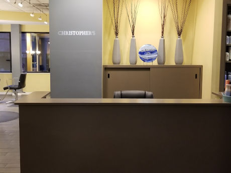 Christopher’s Hair Salon Front Desk